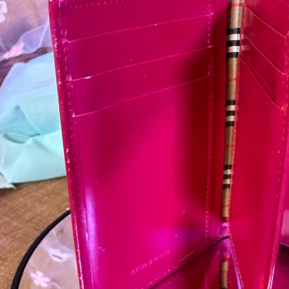 Burberry Red Slim BiFold Wallet - Picture 10 of 17